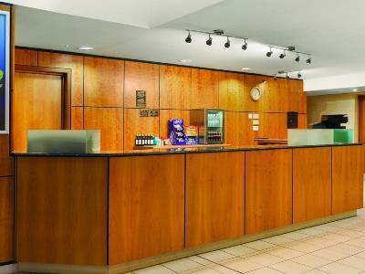 Days Inn Stevenage North Baldock Bagian luar foto